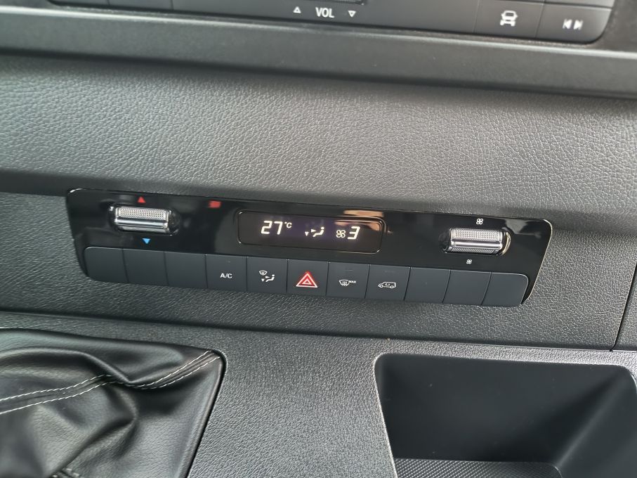 NOWA LOKALIZACJA Mercedes Sprinter 315CDI 150KM L4H2 maxdługi Blaszak kamery360 Vat23 19