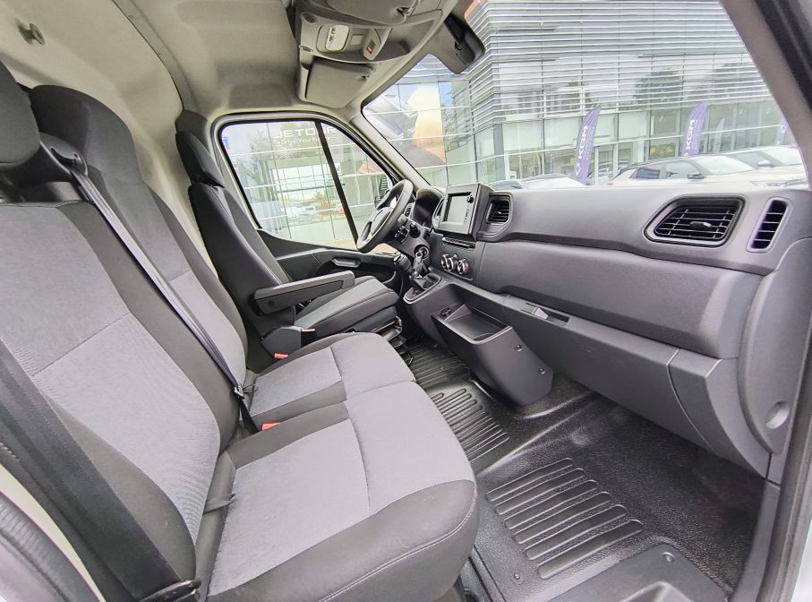NOWA LOKALIZACJA Renault Master 2.3 dci 163km L4H3 Nowy Model Navi Serwis Vat23% 12