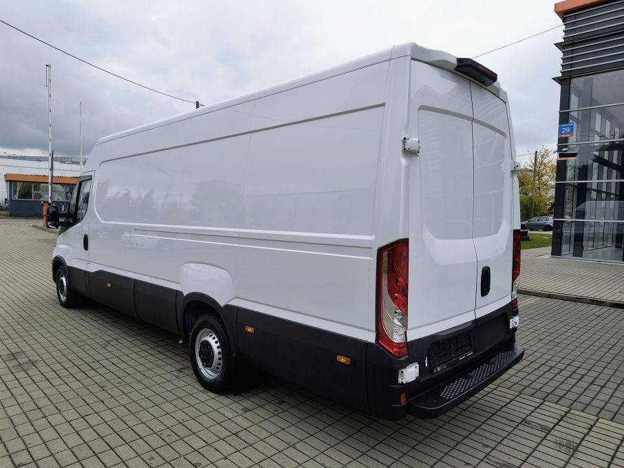 NOWA LOKALIZACJA Iveco 35S16 L4H2 Maxi Nowy Rozrząd niski przebieg Vat23% 4
