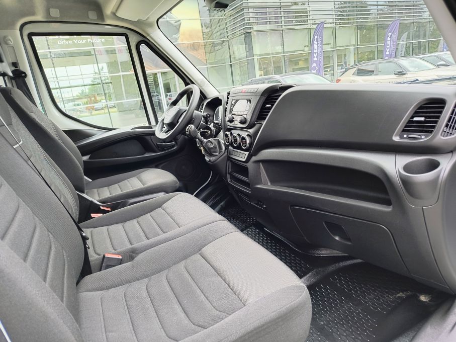 NOWA LOKALIZACJA Iveco 35S16 L4H2 Maxi Nowy Rozrząd niski przebieg Vat23% 15