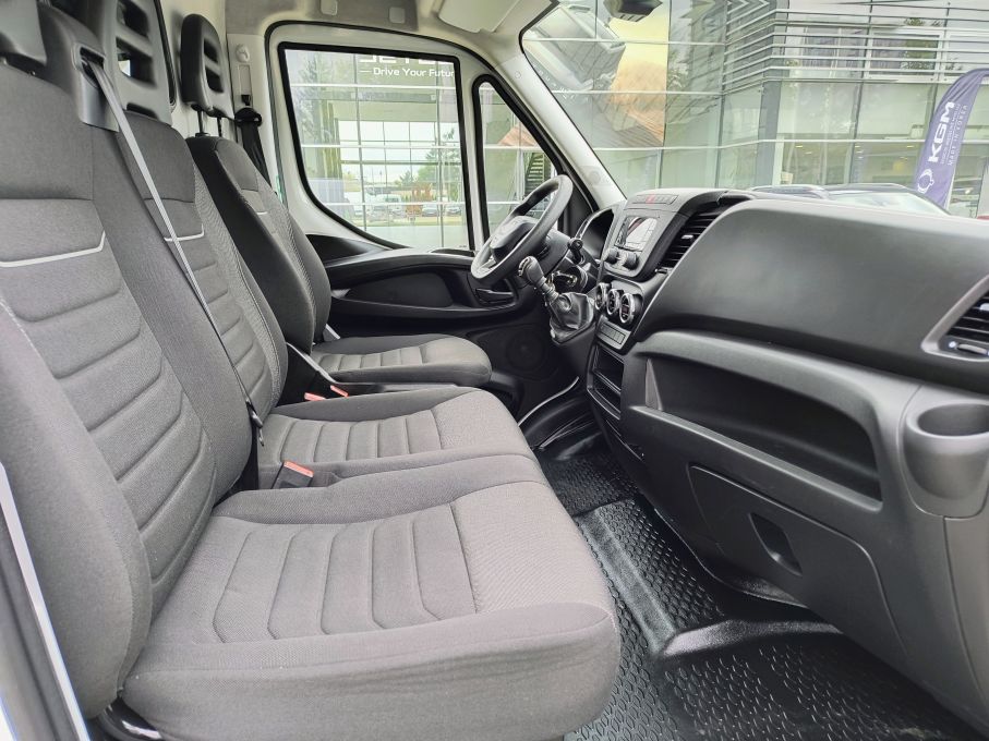 NOWA LOKALIZACJA Iveco 35S16 L4H2 Maxi Nowy Rozrząd niski przebieg Vat23% 15