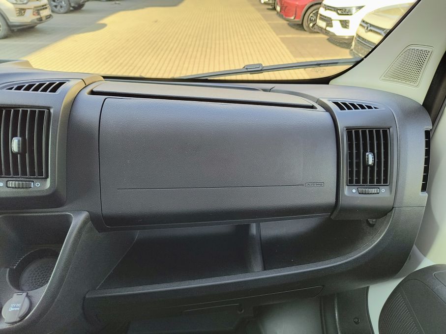 NOWA LOKALIZACJA Peugeot Boxer 2.2 HDI 140KM L3H2 Jak Nowy 14.000km Vat23% 14