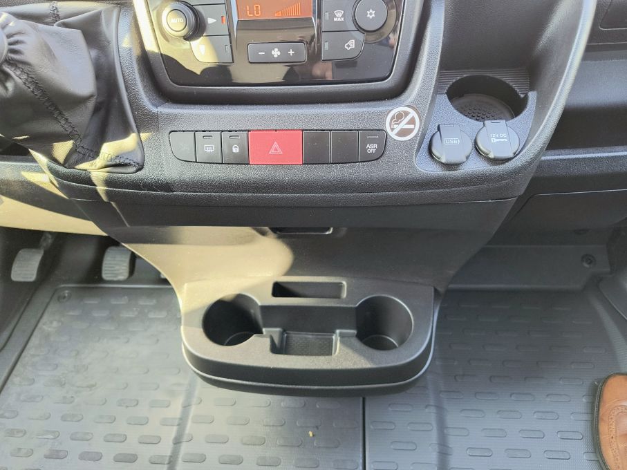 NOWA LOKALIZACJA Peugeot Boxer 2.2 HDI 140KM L3H2 Jak Nowy 14.000km Vat23% 15