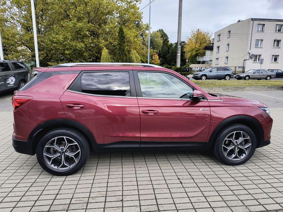 NOWA LOKALIZACJA SsangYong KGM Korando 1.5 T Cyfrowe Zegary Automat Serwis ASO  Vat23% 6