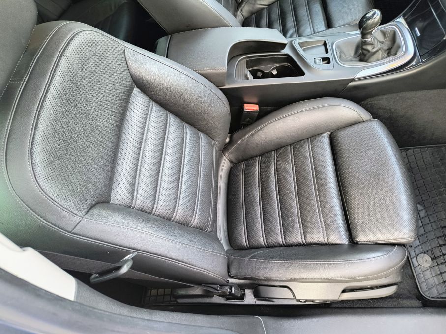 NOWA LOKALIZACJA Opel Insignia 1.6 cdti 136KM Cosmo Kombi Skóra Navi Kamera Serwis ASO 13