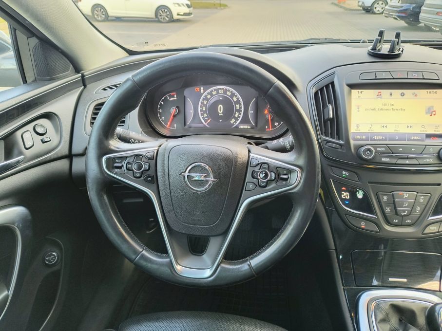 NOWA LOKALIZACJA Opel Insignia 1.6 cdti 136KM Cosmo Kombi Skóra Navi Kamera Serwis ASO 19