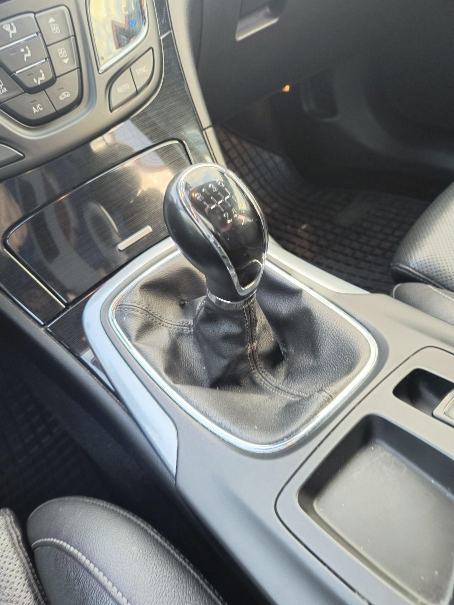 NOWA LOKALIZACJA Opel Insignia 1.6 cdti 136KM Cosmo Kombi Skóra Navi Kamera Serwis ASO 21