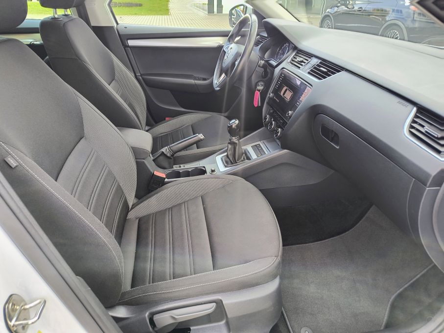 NOWA LOKALIZACJA Skoda Octavia 1.6 TDI 115KM Bogata Opcja Serwis Gwarancja 16