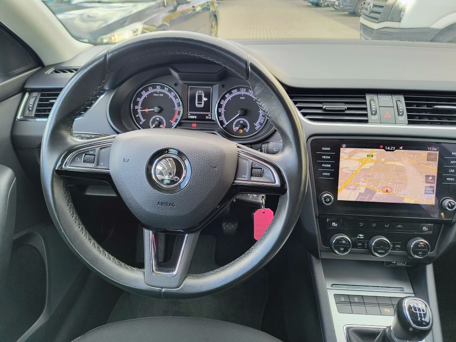 NOWA LOKALIZACJA Skoda Octavia 1.6 TDI 115KM Bogata Opcja Serwis Gwarancja 25