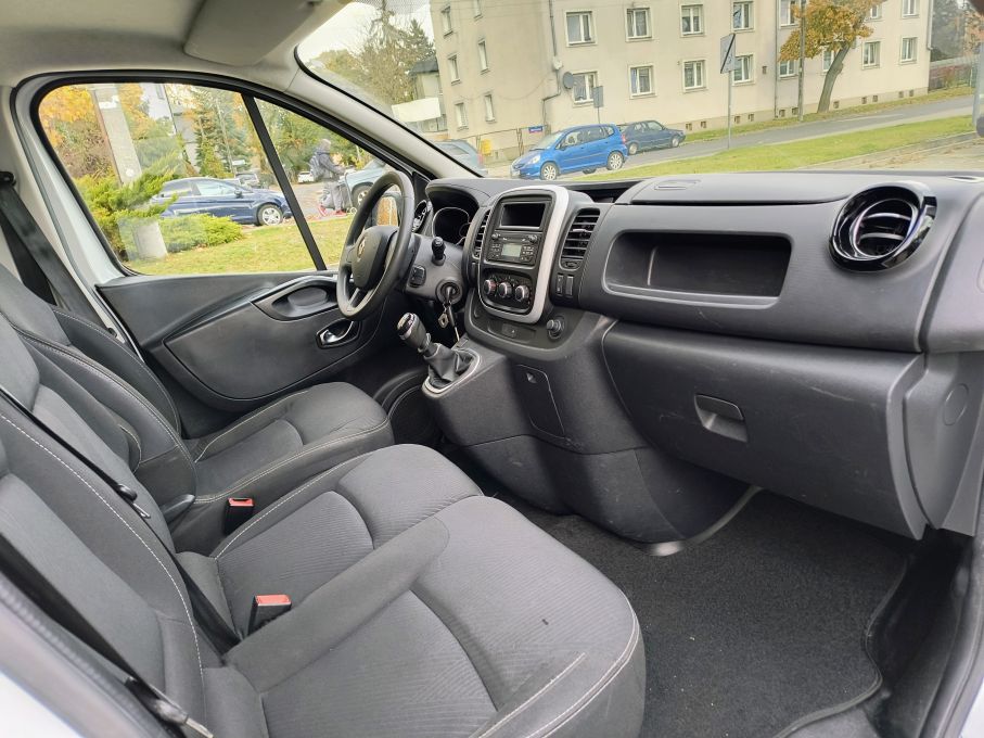 NOWA LOKALIZACJA Renault Trafic 2.0 dci L1H1 Led Vision Niski Przebieg Serwis VAT23% 12