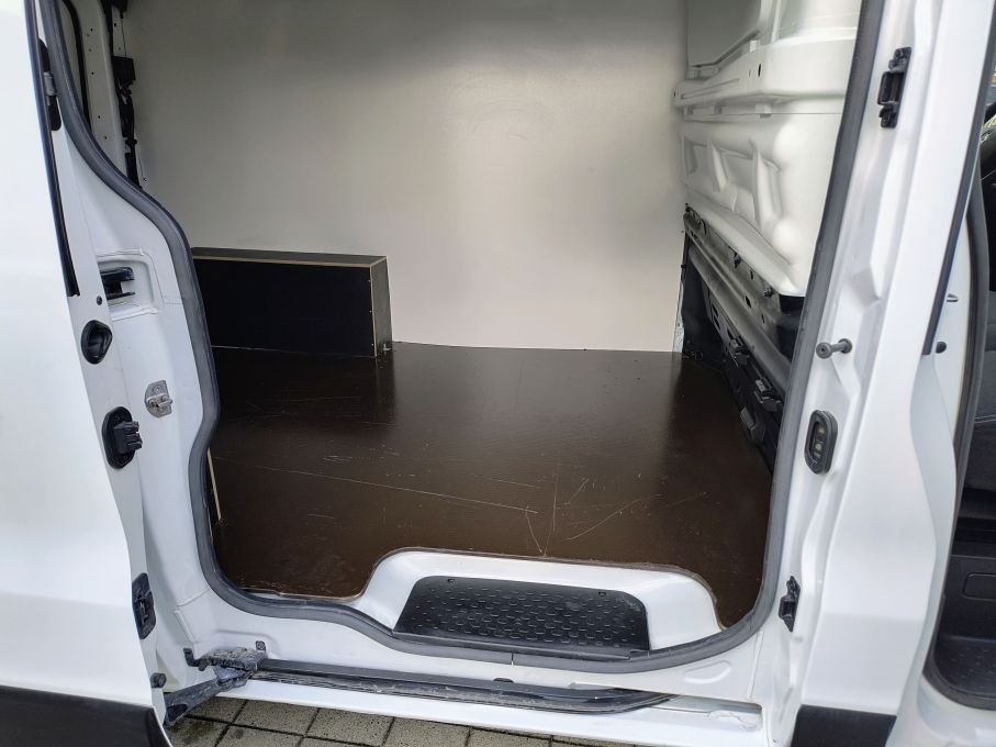 NOWA LOKALIZACJA Renault Trafic 2.0 dci L1H1 Led Vision Niski Przebieg Serwis VAT23% 21