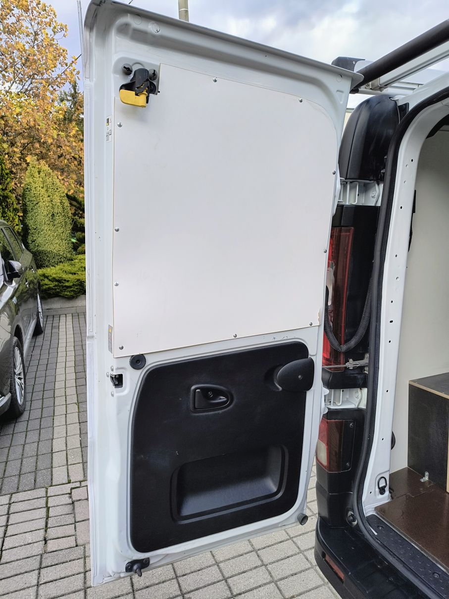 NOWA LOKALIZACJA Renault Trafic 2.0 dci L1H1 Led Vision Niski Przebieg Serwis VAT23% 25