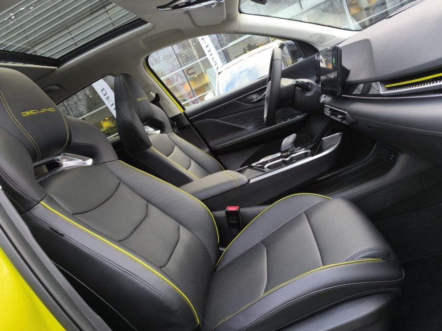 Baic Beijing 5 Luxury+Comfort 1,5 177KM, automat, kamery 360, AppleCarplay 10