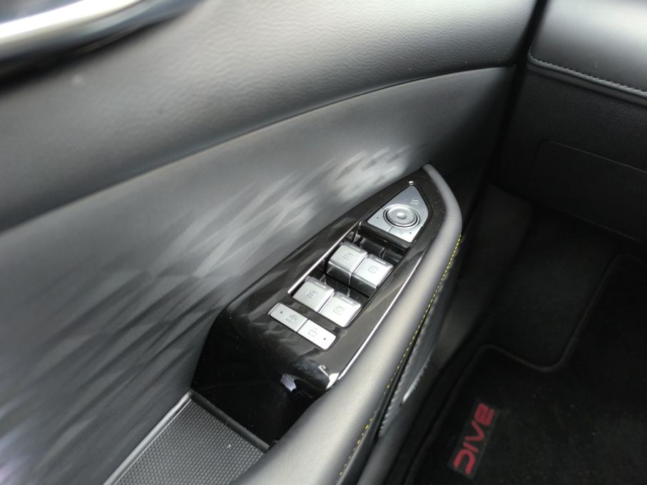 Baic Beijing 5 Luxury+Comfort 1,5 177KM, automat, kamery 360, AppleCarplay 20