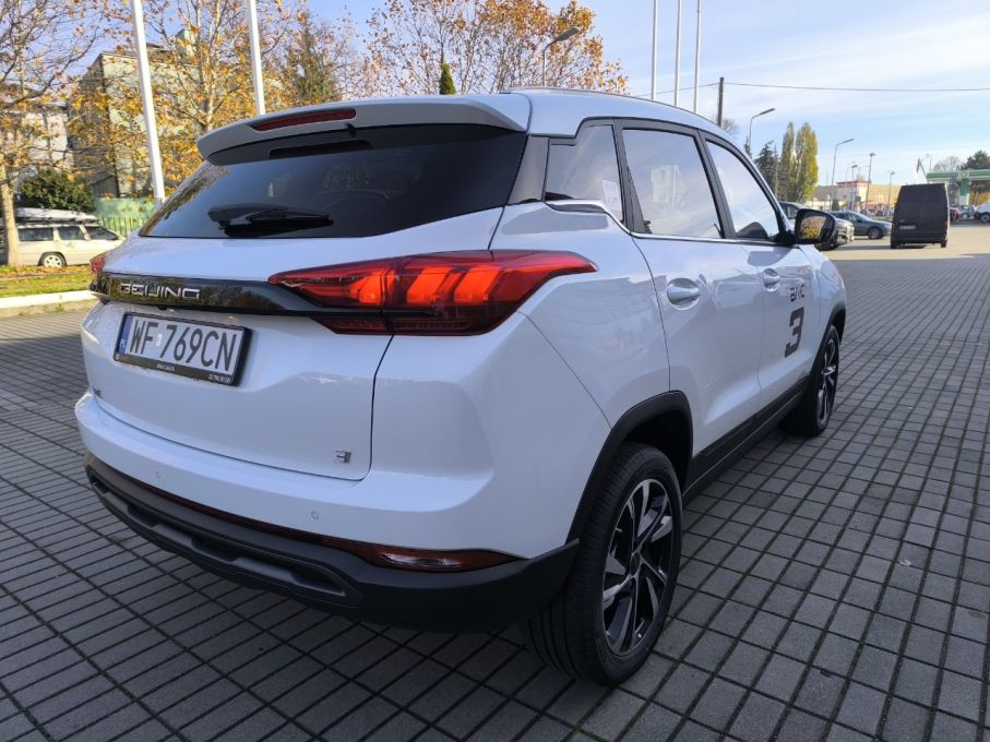 BAIC Beijing 3 Luxury 1.5 136KM MT6 2WD 5