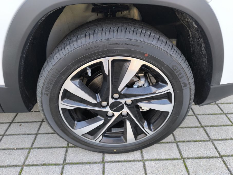 BAIC Beijing 3 Luxury 1.5 136KM MT6 2WD 9