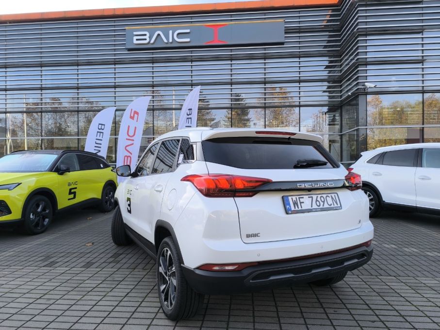 BAIC Beijing 3 Luxury 1.5 136KM MT6 2WD 17