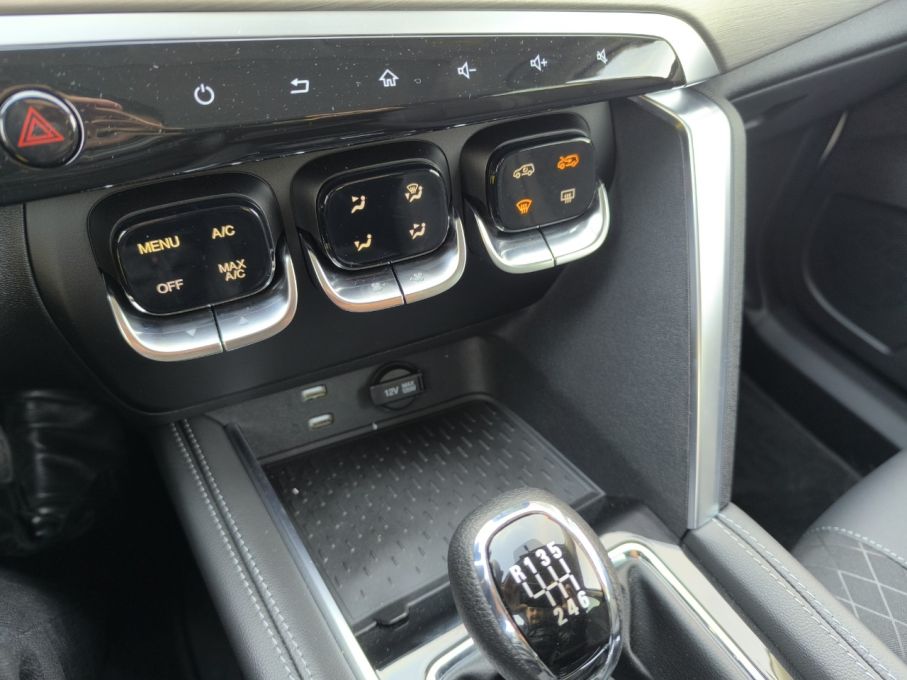 BAIC Beijing 3 Luxury 1.5 136KM MT6 2WD 20