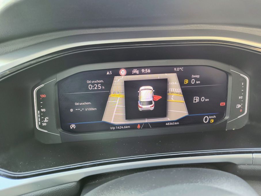 VW T-Roc 1,5 TSI 150KM Ledy,  Virtual Cockpit, WEBASTO,  Salon PL 22