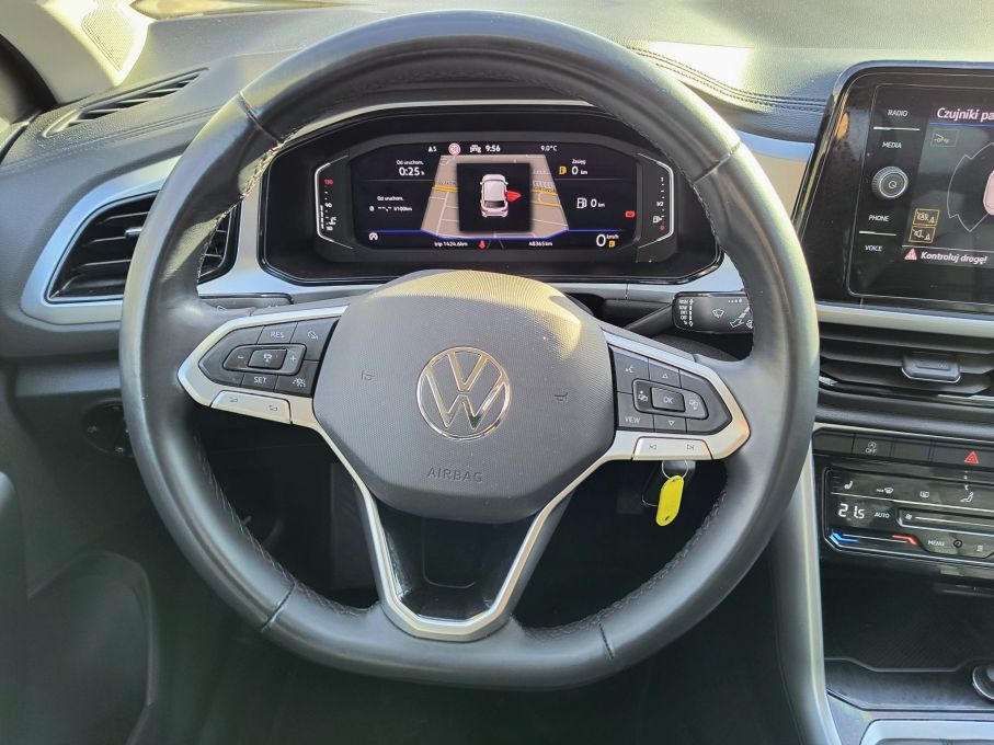 VW T-Roc 1,5 TSI 150KM Ledy,  Virtual Cockpit, WEBASTO,  Salon PL 23