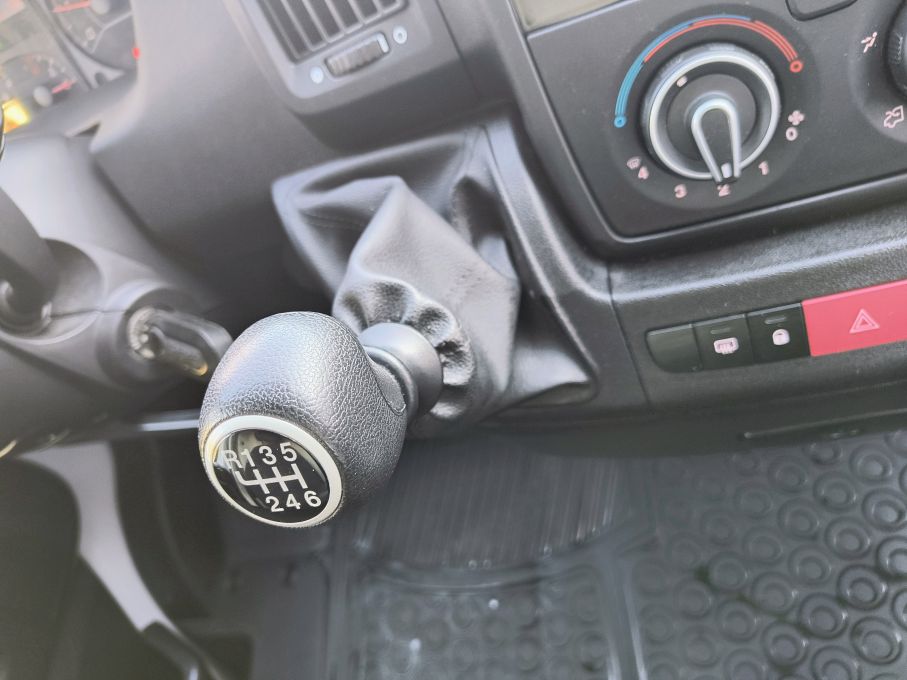 NOWA LOKALIZACJA Opel Movano 2.2 cdti L2H2 SalonPL NiskiPrzebieg Serwis Gwarancja VAT23% 15