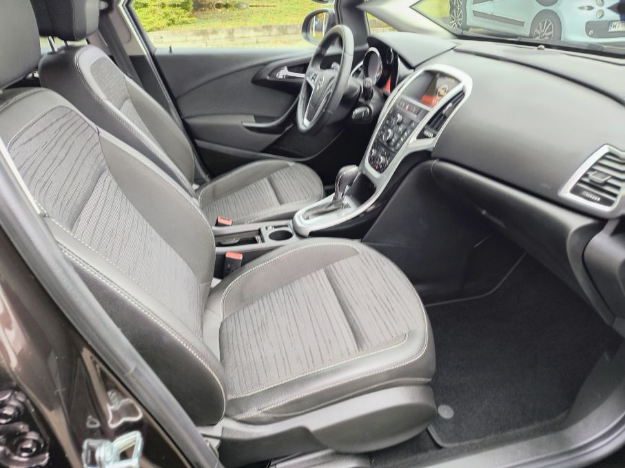 NOWA LOKALIZACJA Opel Astra IV 1.4 Turbo 140KM Automat kolorEkran Climatronic Serwis 11