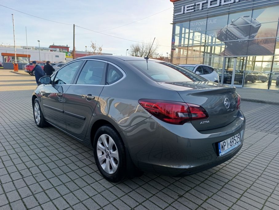 NOWA LOKALIZACJA Opel Astra IV 4DR 1,6 16V 115KM, Salon Polska 1-wszy właściciel 7