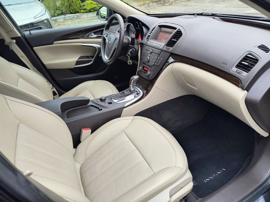 NOWA LOKALIZACJA Opel Insignia A 2.0 cdti Salon Automat Infinity skóra Serwis ASO 9