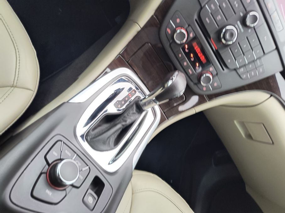 NOWA LOKALIZACJA Opel Insignia A 2.0 cdti Salon Automat Infinity skóra Serwis ASO 19