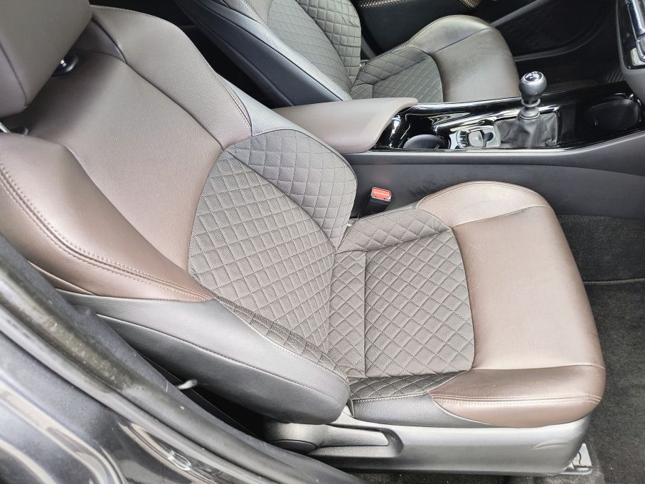 NOWA LOKALIZACJA Toyota CHR 1.2 Prestige Skóra Kamera Full Opcja Serwis Gwarancja 12