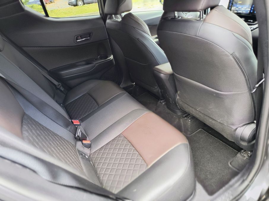 NOWA LOKALIZACJA Toyota CHR 1.2 Prestige Skóra Kamera Full Opcja Serwis Gwarancja 14