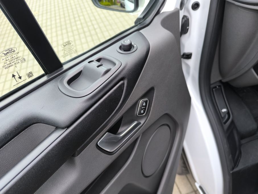 Ford Transit Custom 2,0 TDCI 130KM, Navi, Bluetooth, Automat, Vat23% 14