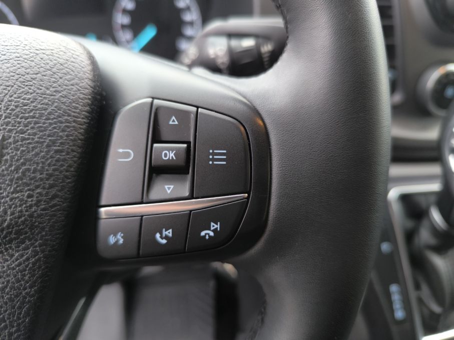 Ford Transit Custom 2,0 TDCI 130KM, Navi, Bluetooth, Automat, Vat23% 22