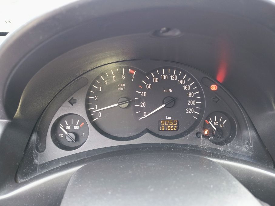 NOWA LOKALIZACJA Opel Corsa C 5dr Klima Niski Przebieg 17