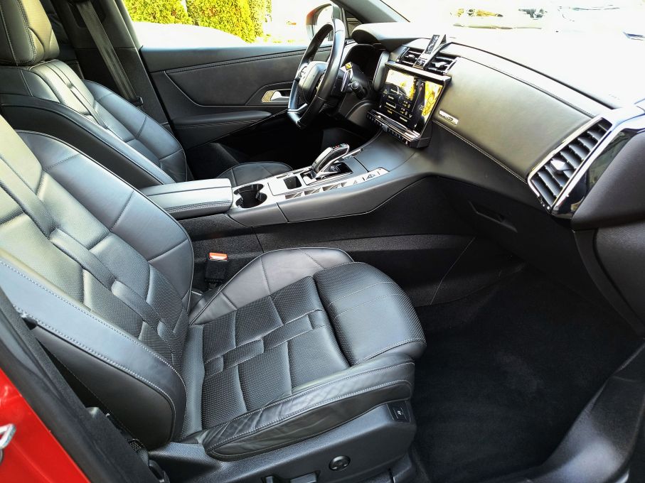 DS7 CROSSBACK 1,6 T 225 KM GRAND CHIC OPERA 16