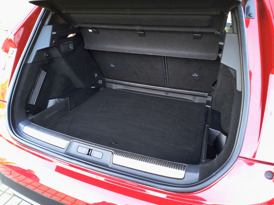 DS7 CROSSBACK 1,6 T 225 KM GRAND CHIC OPERA 25