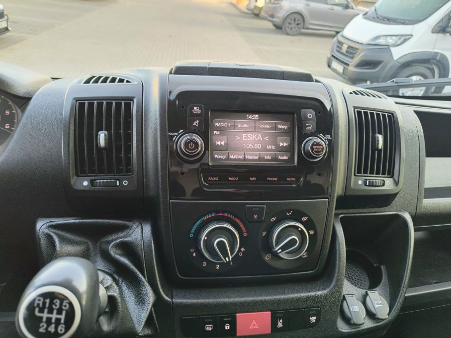 NOWA LOKALIZACJA Peugeot Boxer 2.2 HDI 140KM L3H2 Navi Kamera Serwis Vat23% 12