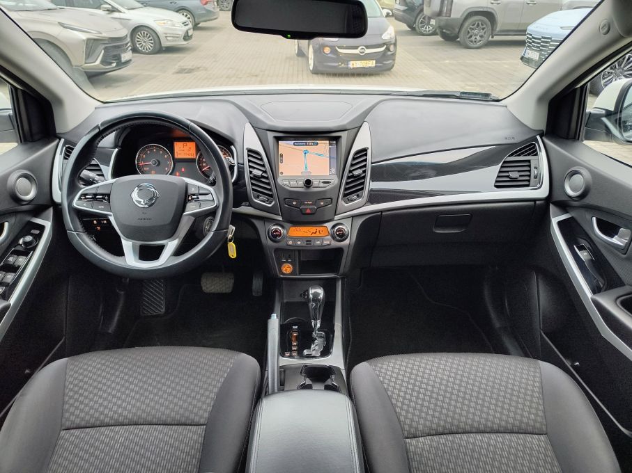 NOWA LOKALIZACJA SsangYong KGM Korando 2.0 + LPG Automat Serwis ASO rej.2018r 18