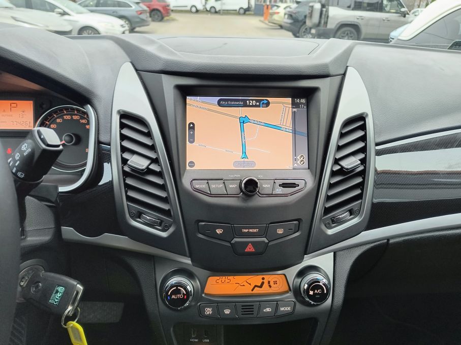 NOWA LOKALIZACJA SsangYong KGM Korando 2.0 + LPG Automat Serwis ASO rej.2018r 19