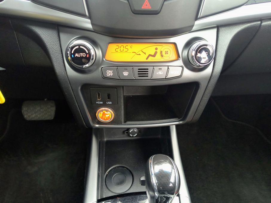 NOWA LOKALIZACJA SsangYong KGM Korando 2.0 + LPG Automat Serwis ASO rej.2018r 21