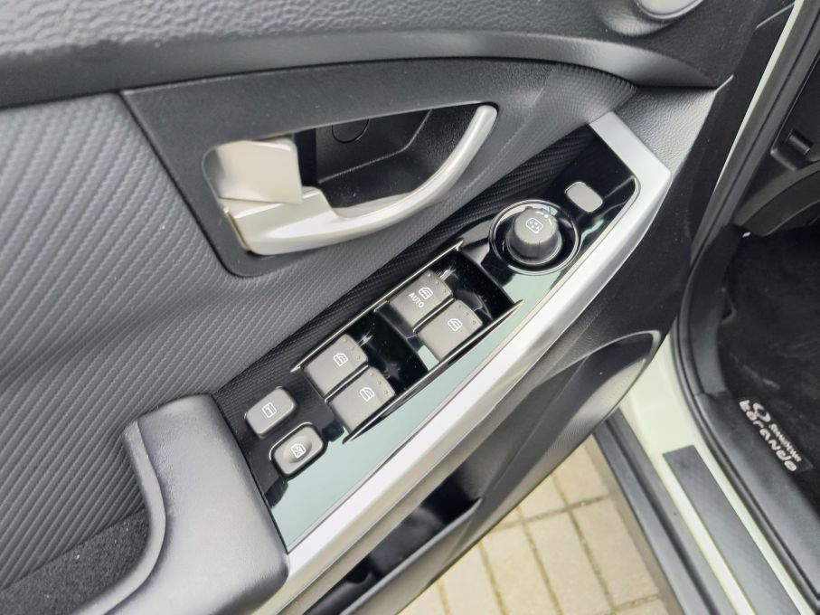 NOWA LOKALIZACJA SsangYong KGM Korando 2.0 + LPG Automat Serwis ASO rej.2018r 23