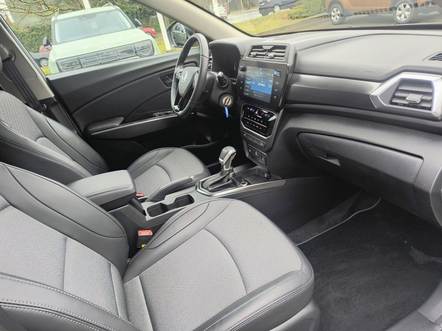 NOWA LOKALIZACJA KGM Tivoli 1.5 Turbo 163KM AT6 Adventure + LED 13