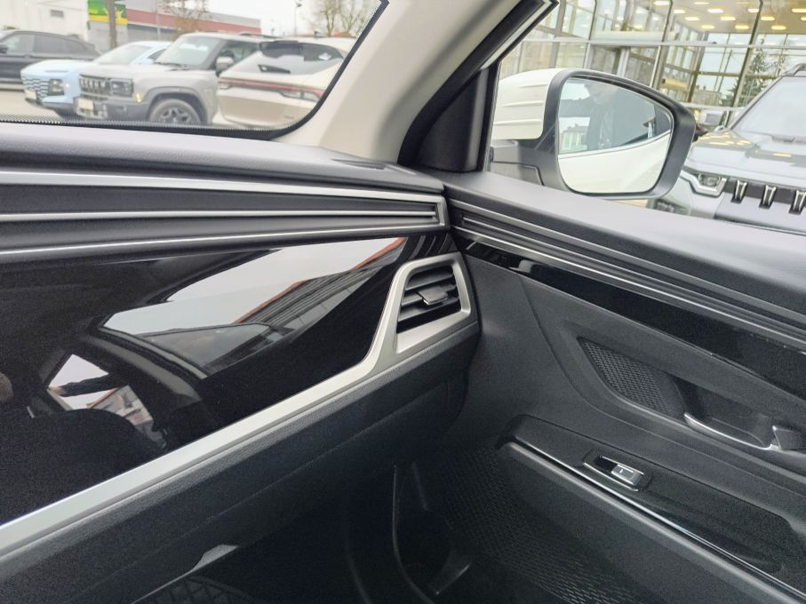 NOWA LOKALIZACJA SsangYong KGM Korando 1.5T Niski Przebieg Automat Kamera Gwarancja Vat23% 23