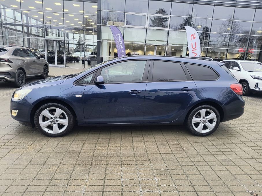 NOWA LOKALIZACJA Opel Astra J 1.6 115KM Niski Przebieg Piękna Gwarancja Serwis 2