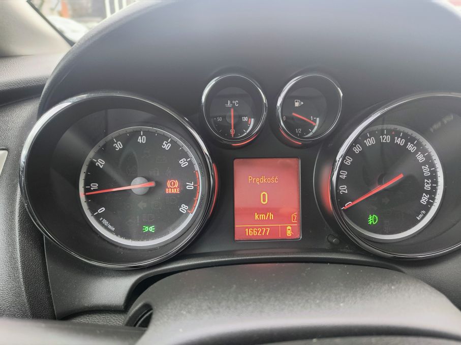 NOWA LOKALIZACJA Opel Astra J 1.6 115KM Niski Przebieg Piękna Gwarancja Serwis 18