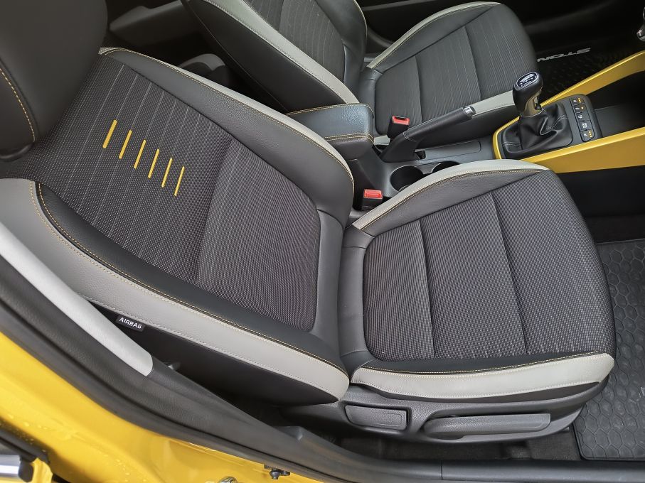 NOWA LOKALIZACJA Kia Stonic 1.0T 120 Hybryda MHEV wersja Salon PL Gwarancja 16