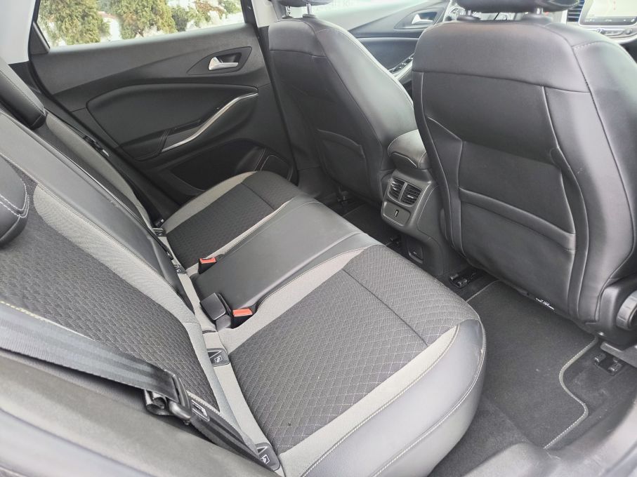 NOWA LOKALIZACJA Opel Grandland X Full Opcja Niski Przebieg Gwarancja 19