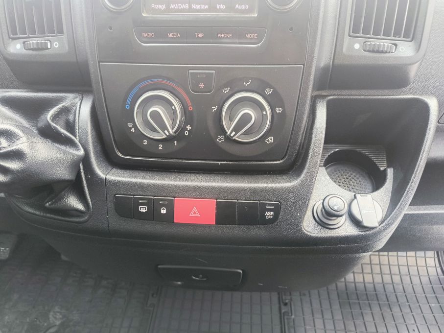 NOWA LOKALIZACJA Peugeot Boxer 335 2.2 HDI 165KM L3H2 Premium Salon PL Vat23% 21