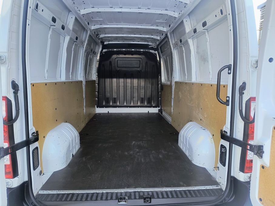 NOWA LOKALIZACJA Opel Movano 2.3 CDTI 180KM L3H2 Pneumatyczny fotel Salon PL Vat23% 18
