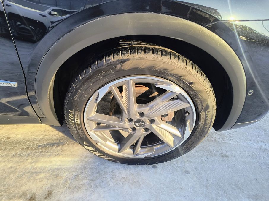 NOWA LOKALIZACJA DS7 CROSSBACK 1,6 T 225 KM Grand Chick Rivoli 2 x koła 11